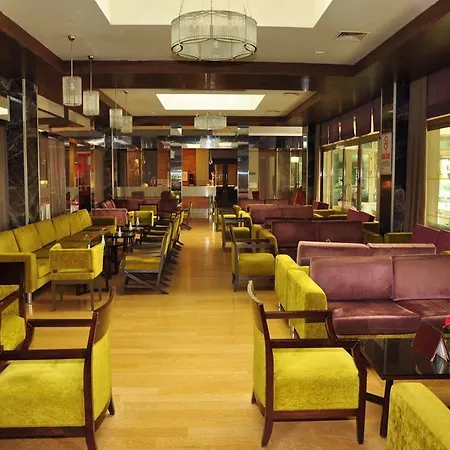 Port Side Hotel